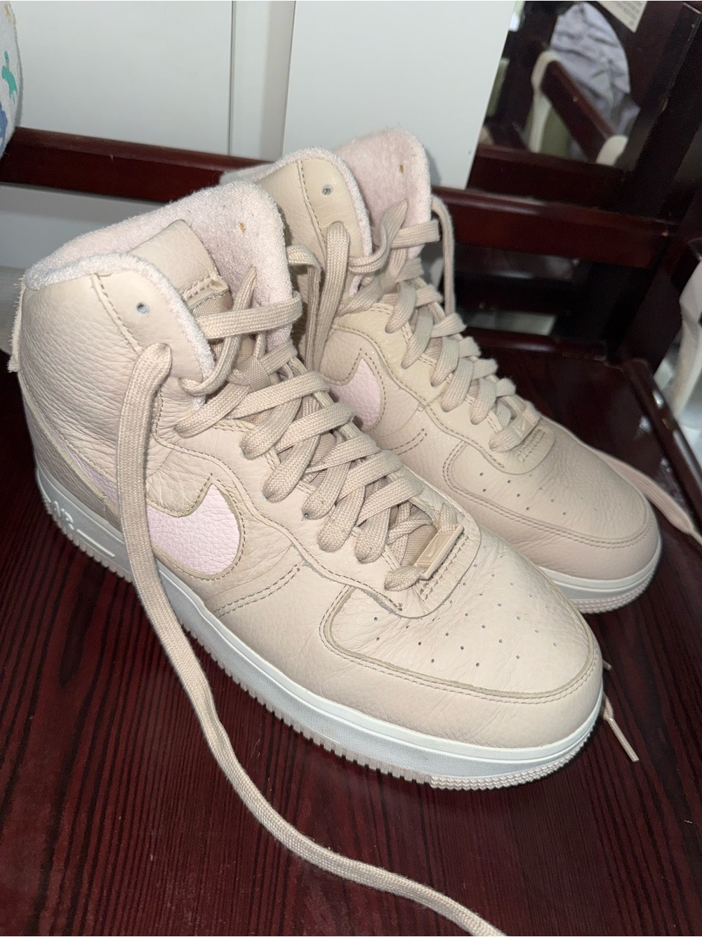 Nike Women's Air Force 1 Sculpt in Sanddrift / Light Soft Pink - Size 11